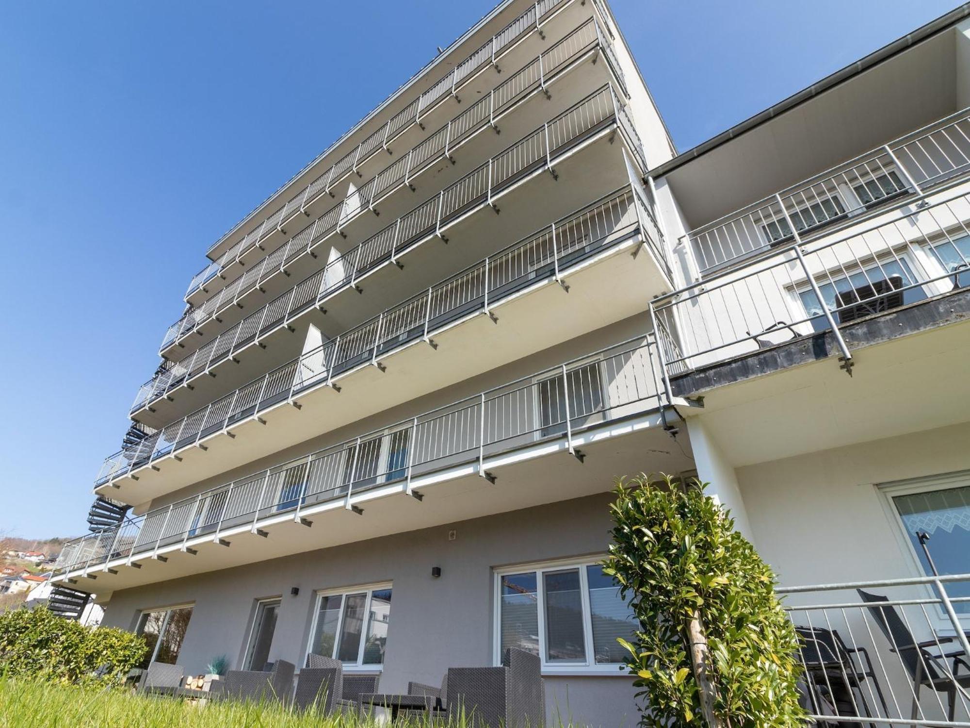 Apartment In Bollendorf With Forest View Buitenkant foto